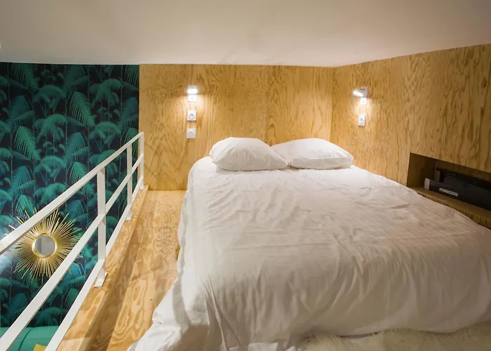 Nid Douillet Parisien * Paryż