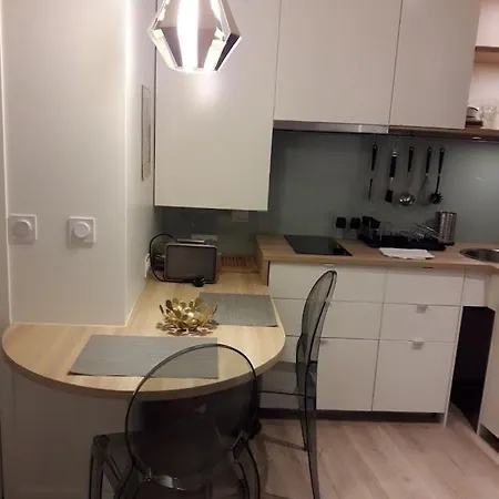 Nid Douillet Parisien Apartment *